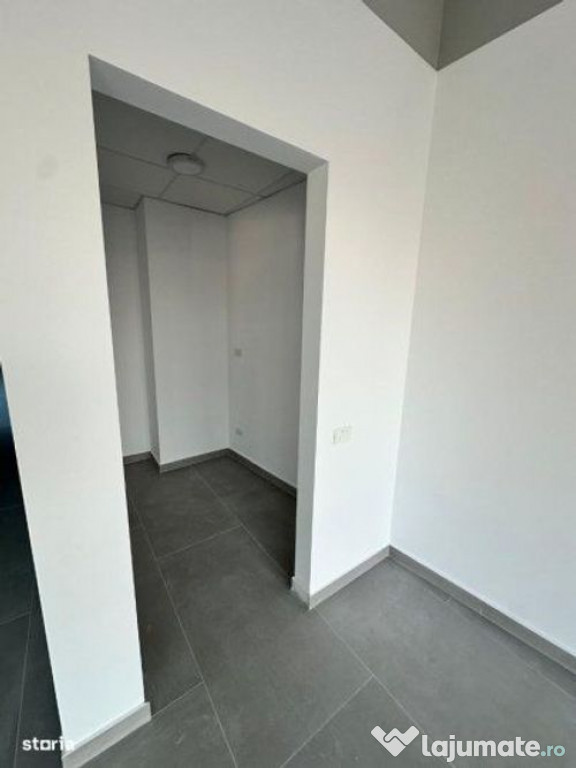 Dacia, spatiu comercial, suprafata 243 mp