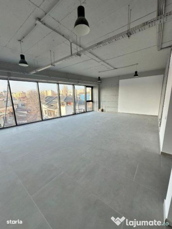 Dacia, spatiu comercial, suprafata 243 mp