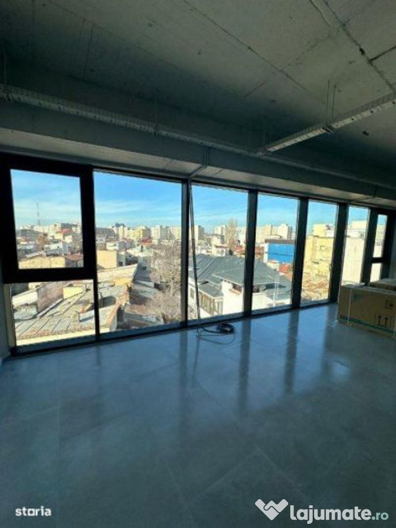 Dacia, spatiu comercial, suprafata 243 mp