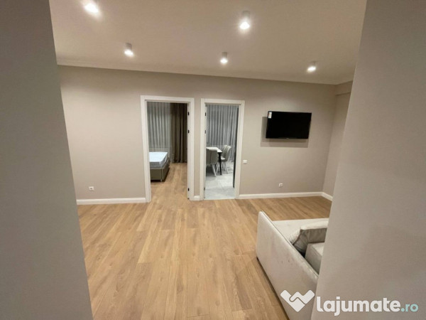 De vanzare 2 camer in zona Astra 