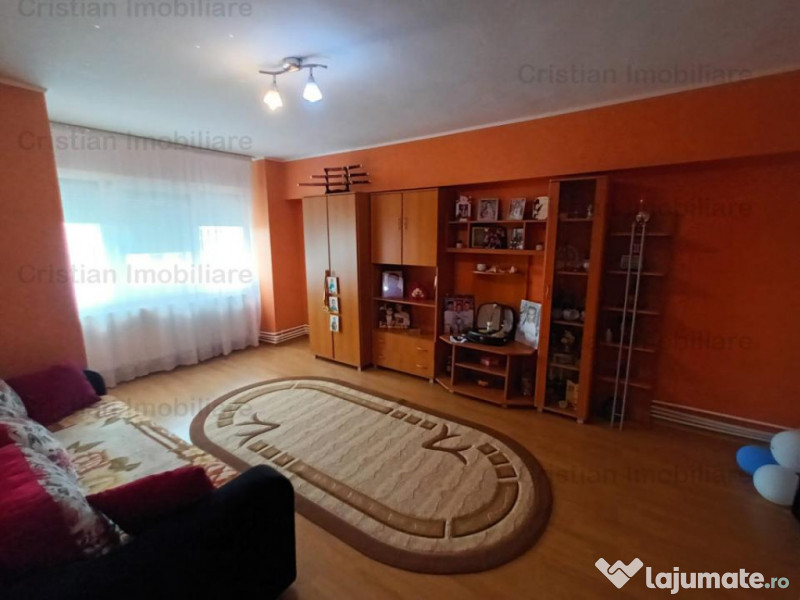 DECOMANDAT MOBILAT ! 3 cam Confort1 etaj intermediar Viziru