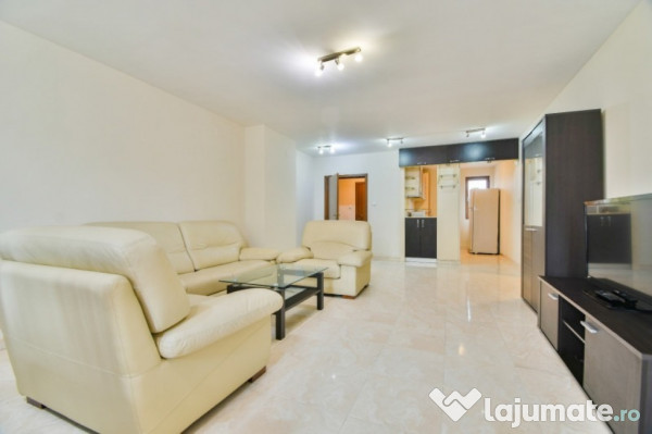 Vanzrae apartament cu 3 camere in zona Aurel Vlaicu