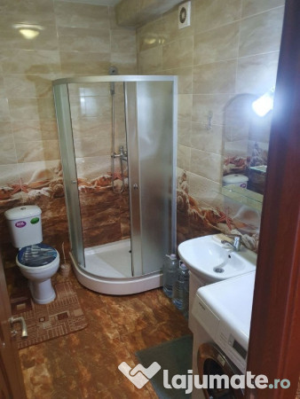 Spre inchiriere 2 camere zona Racadau 