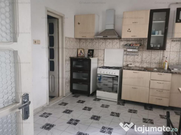 Casa noua 3 camere,450mp teren zona Chercea 