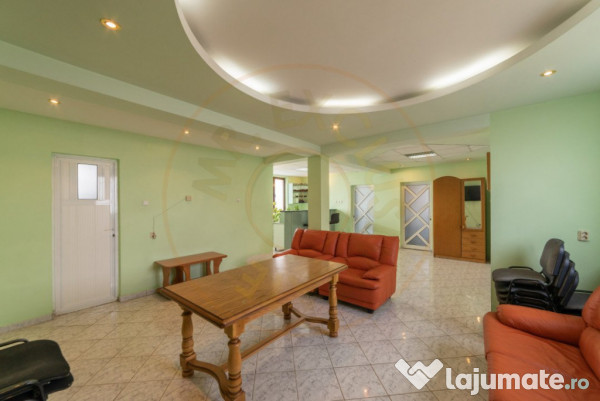 Vila - Piscina - Bradu! 