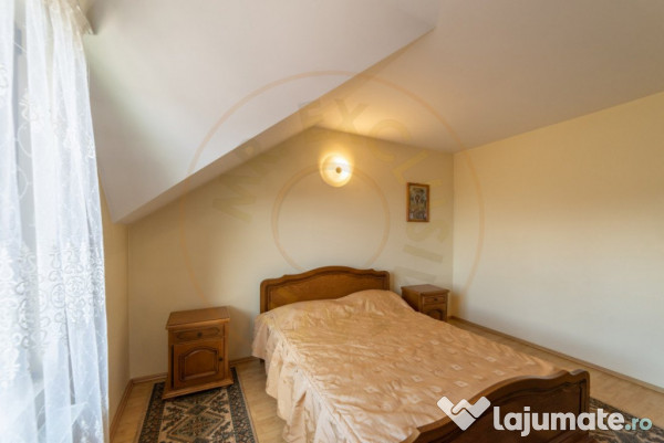 Vila - Piscina - Bradu! 