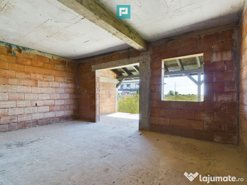 Duplex în Moșnița Nouă, în spate la Castel 