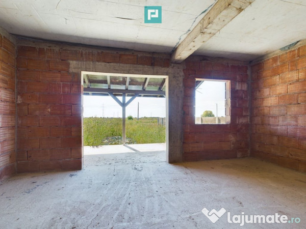 Duplex în Moșnița Nouă, în spate la Castel 