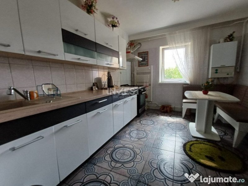 Apartament 4 camere decomandat, 80 mp, etaj 1/4– Frumoasa, 