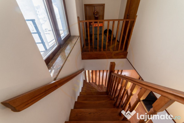 Clădire Multifuncțională - Investiție Premium in inima o