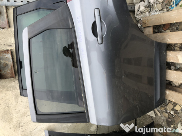 Usa stanga spate Nissan Qashqai 2011