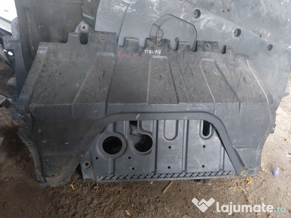 Scut motor plastic Volkswagen 2009