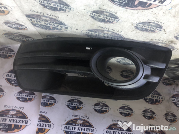 Grila proiector dreapta Audi Q5 - Motorina 2012