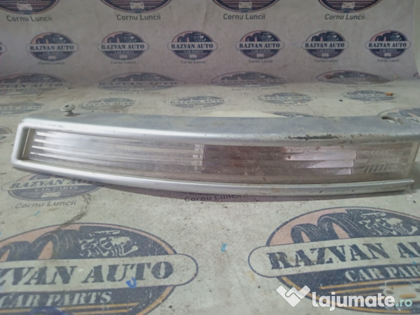 Semnalizare stanga bară față Volkswagen Passat B6 2006