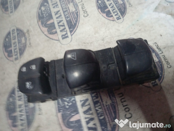 Butoane geamuri electrice Nissan X-Trail 2017