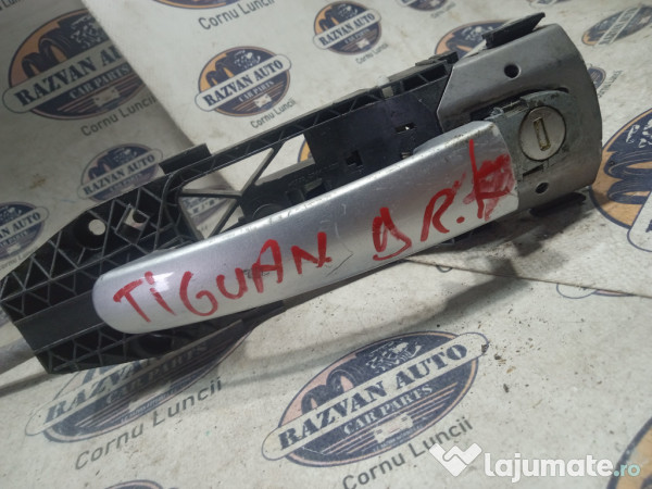 Maner exterior dreapta fata Volkswagen Tiguan 2013