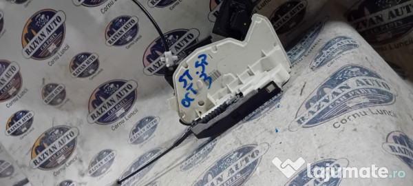 Broasca stanga spate Skoda Octavia 3 2015