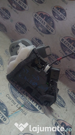 Broasca stanga spate Kia Ceed 2014