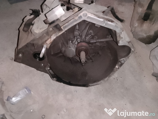 Cutie de viteze 6 trepte Dacia Duster 1.5 Motorina 2013