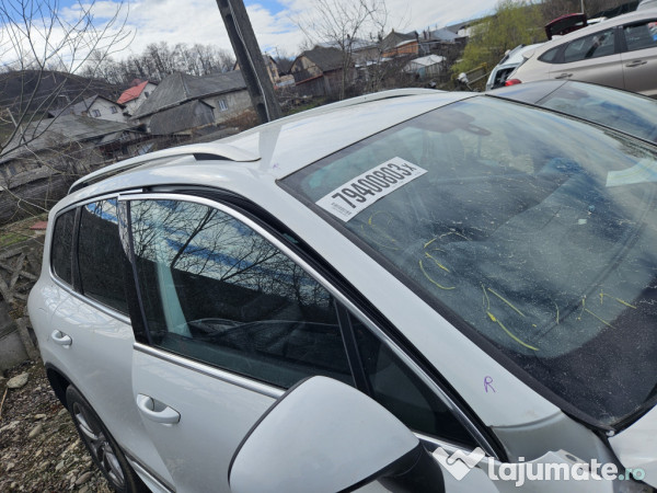 Bare cupola Volkswagen Touareg 2012
