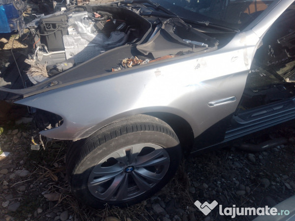 Aripa Stanga Fata BMW 520 F11