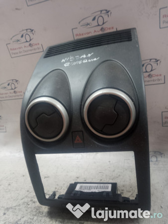 Grila ventilatie centrala Nissan Qashqai 2011