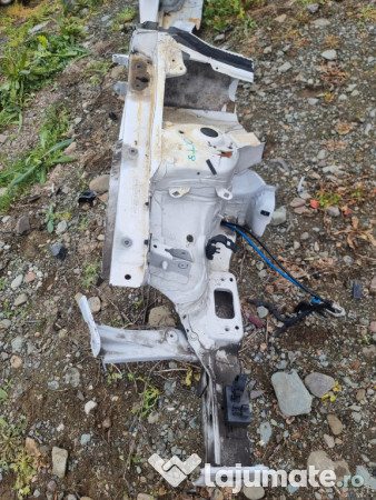 Lonjeron dreapta Skoda Octavia 3 1.6 Motorina 2015