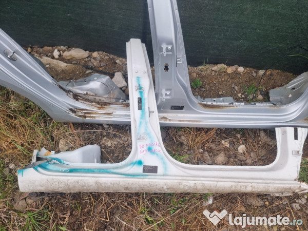 Prag dreapta tabla Skoda Fabia 3 Break 2015