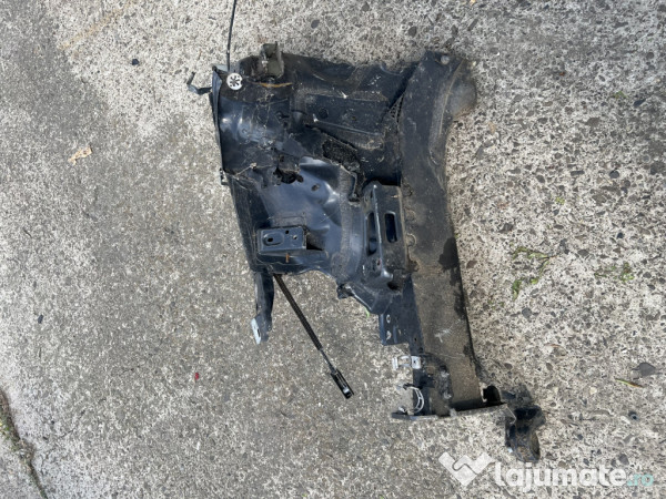 Lonjeron dreapta Volkswagen Jetta 2012