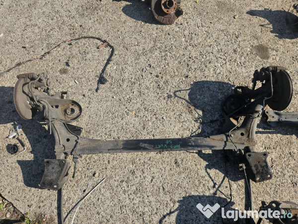 Punte spate Skoda RAPID 2014