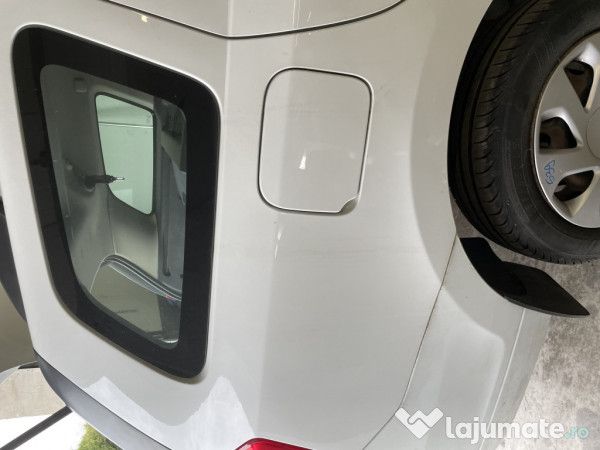 Aripa Dreapta Spate Dacia Logan Mcv 1.5 Motorina 2017