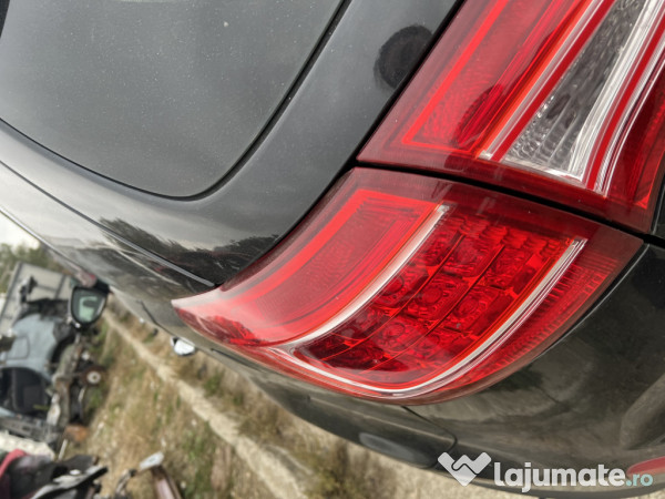 Stop stanga aripa Kia Sportage 1.7 Motorina 2012