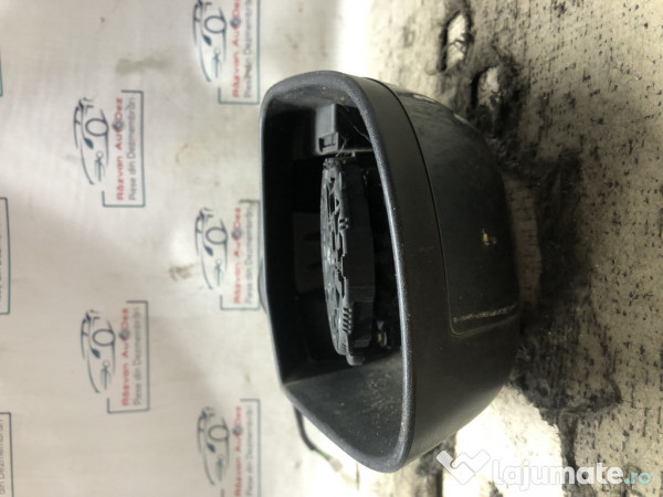 Oglinda dreapta Dacia Duster 2017