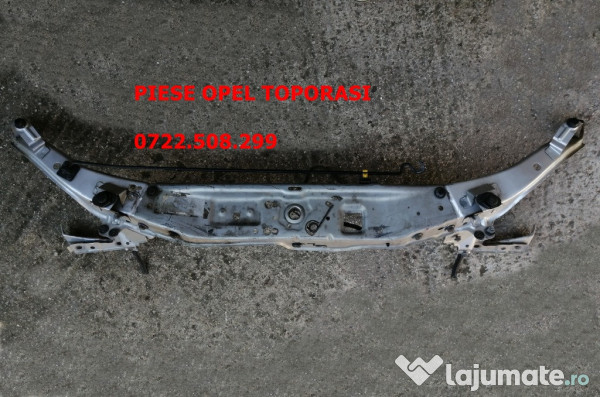 Traversa superioara + ochelari Opel Zafira B