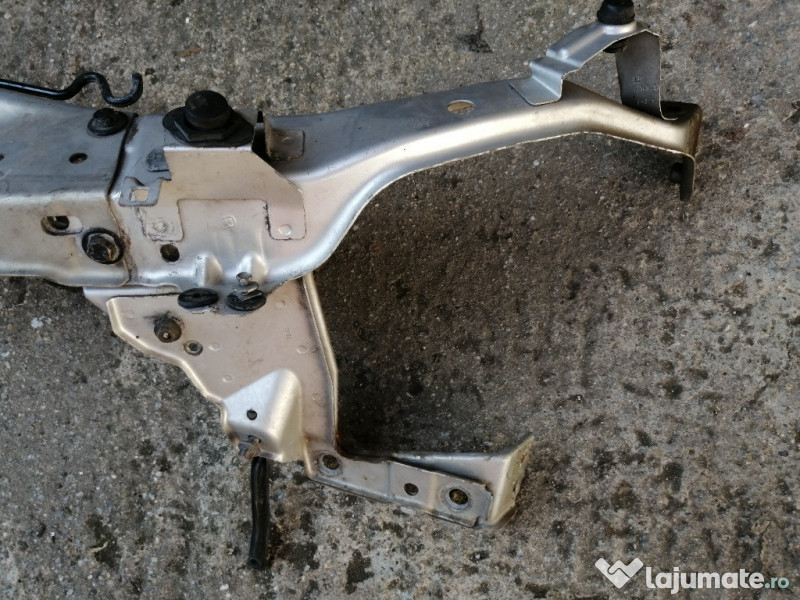 Traversa superioara + ochelari Opel Zafira B 