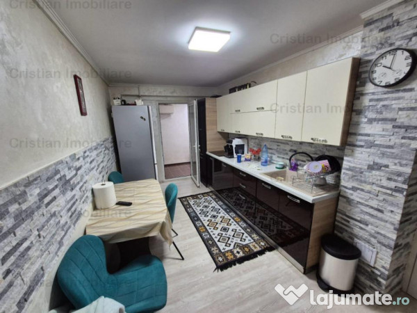 Parter 3 cam 110mp Confort 1 Decomandat cu balcon 14 m Vizi 