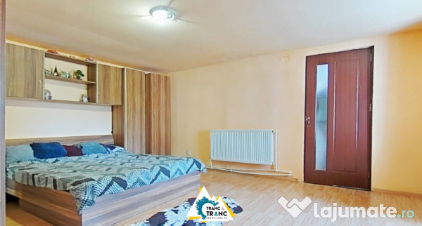 Casă spațioasă cu 4 camere de vânzare – Comuna Aluniș, județul Arad