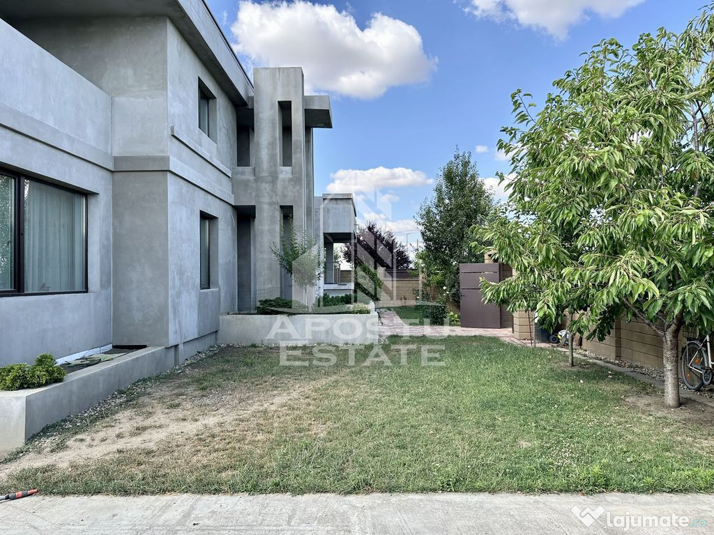 Vila moderna cu 6 camere si 2 garaje, teren 750 mp, Dumbr...