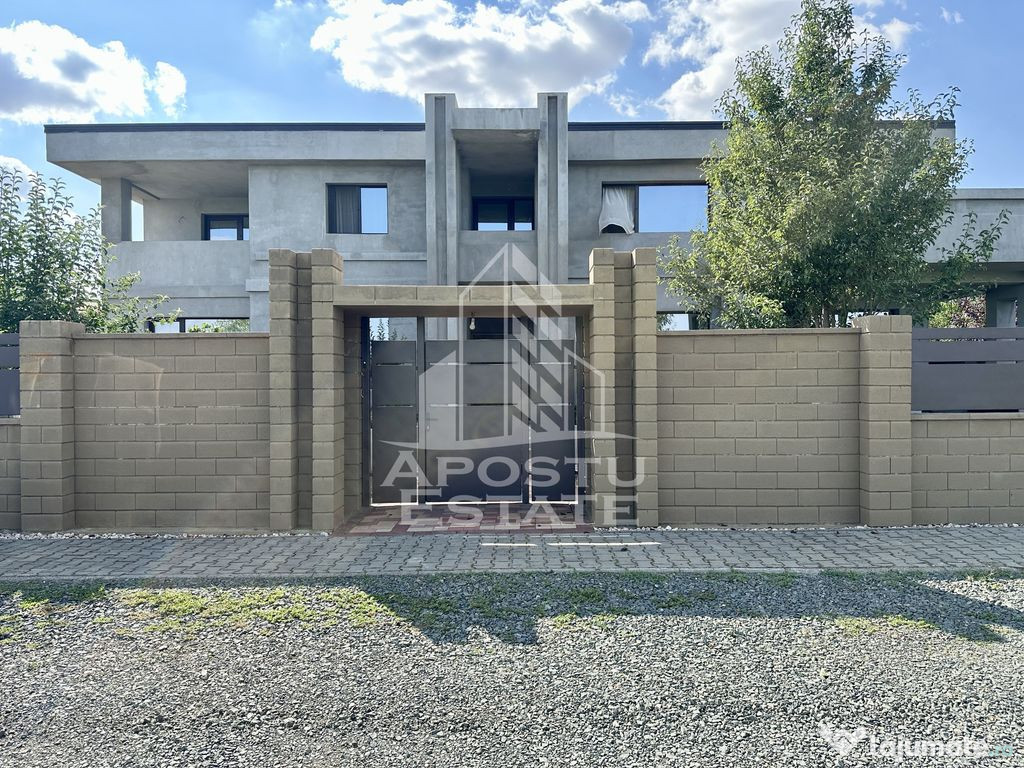 Vila moderna cu 6 camere si 2 garaje, teren 750 mp, Dumbr...