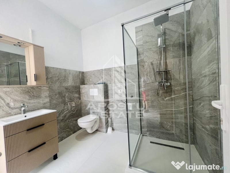 Apartament cu doua camere si scara interioara , zona Doro... 