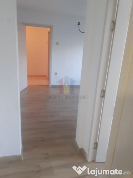 Apartament 2 camere,zona Viziru 3, etaj 5
