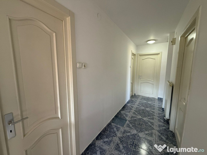 AA/1136 De închiriat casă în Mures- Sancrai