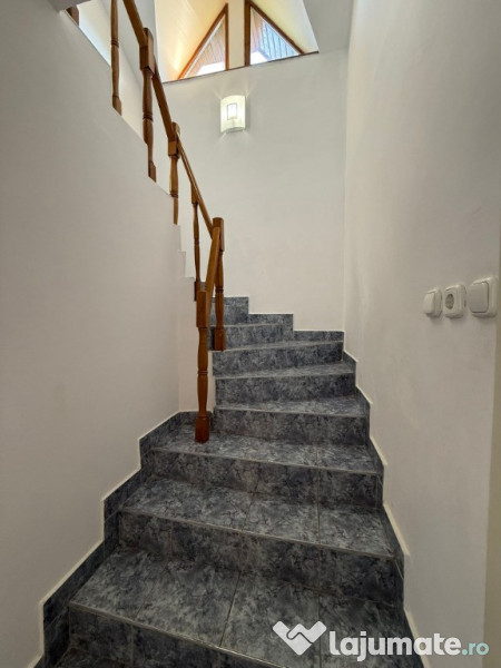 AA/1136 De închiriat casă în Mures- Sancrai