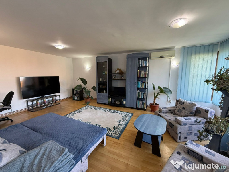 AA/1136 De închiriat casă în Mures- Sancrai