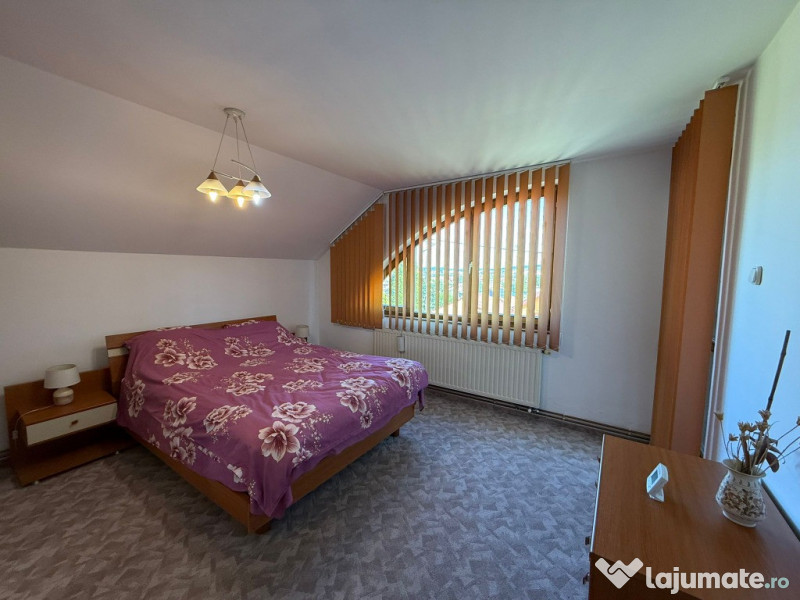 AA/1136 De închiriat casă în Mures- Sancrai