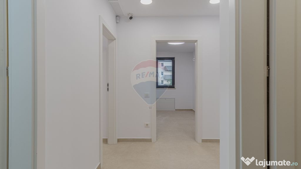 Clinica medicala-9 cabinete- URBAN PLAZA - bloc 15 parter!