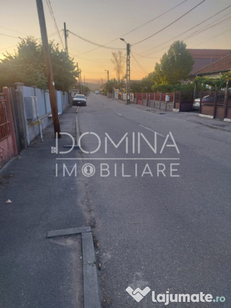 Teren intravilan situat pe strada Vârful Mândra,