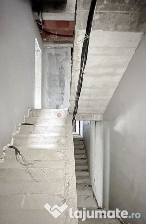 Apartament in Bloc Tip Vila