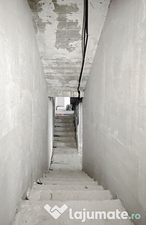 Apartament in Bloc Tip Vila