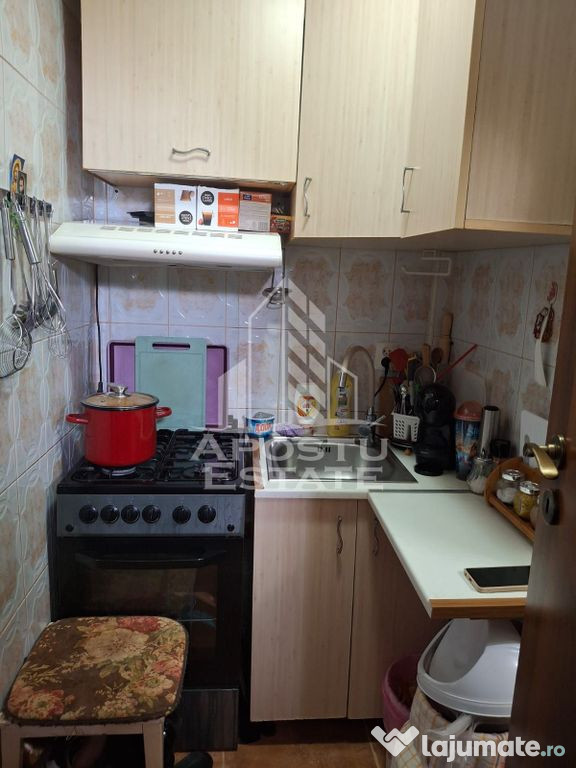 Garsoniera in zona Buziasului, 20 mp, bloc izolat 